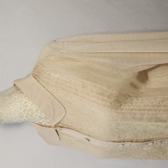 J Jill Women's Size MP Beige Floral Lace Pin Tucked Long Sleeve Button Down Top - Picture 5 of 14